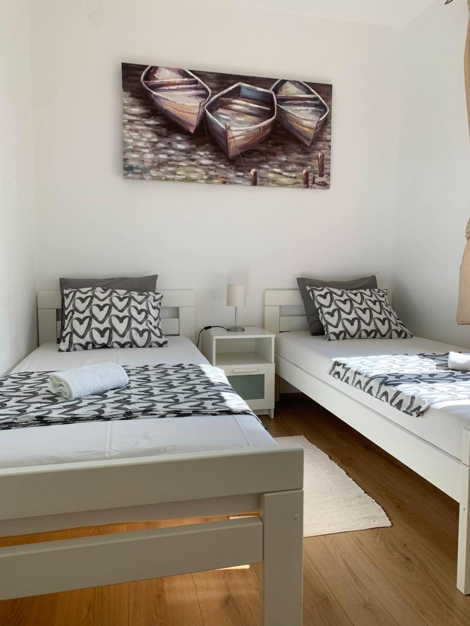 Apartment Gatti Grassi Zaboric Luaran gambar